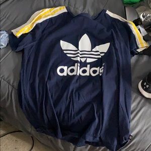 short sleeve adidas tee!